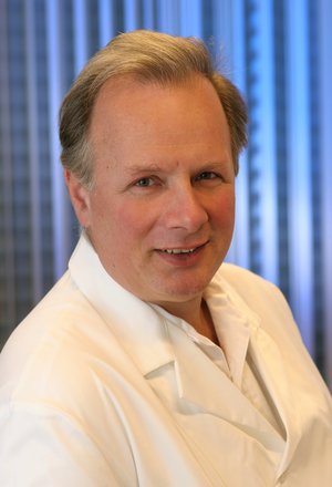 Prim. Dr. Vinzenz Auersperg