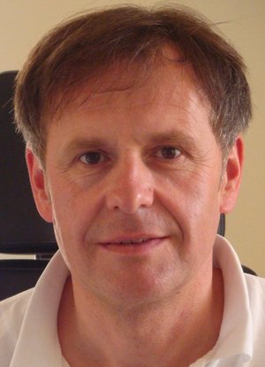 Dr. Otmar Puchner